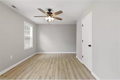 2408 Phillips Avenue, Greensboro, NC 27405 - Photo 29