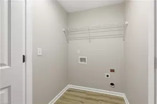 2408 Phillips Ave, Greensboro, NC 27405 - Photo 33