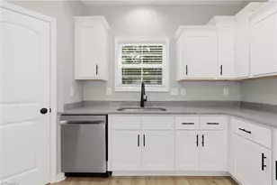 2408 Phillips Ave, Greensboro, NC 27405 - Photo 21