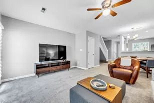 3722 Winborne Ln, Greensboro, NC 27410 - Photo 9