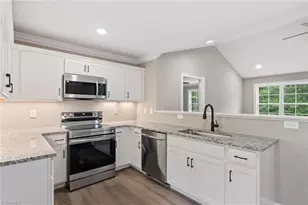 409 Nelson St, Kernersville, NC 27284 - Photo 11