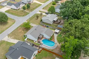 111 Duncan Dr, Thomasville, NC 27360 - Photo 49