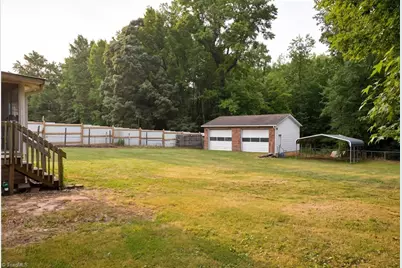 4226 Gumtree Road, Winston-Salem, NC 27107 - Photo 9
