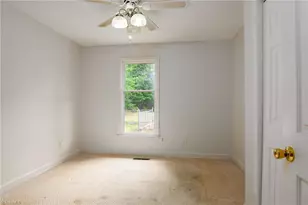 4226 Gumtree Rd, Winston-Salem, NC 27107 - Photo 23