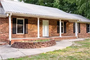 4226 Gumtree Rd, Winston-Salem, NC 27107 - Photo 3
