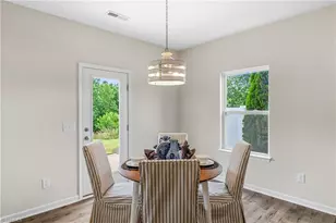 5500 Baverhof Dr, Greensboro, NC 27405 - Photo 13