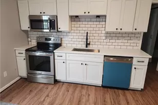 633 Irving Ave, Eden, NC 27288 - Photo 3