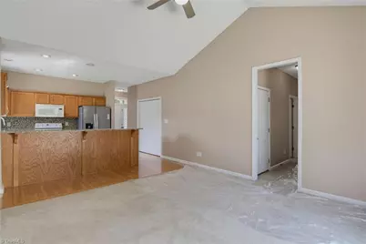 403 Clover Court, Eden, NC 27288 - Photo 9