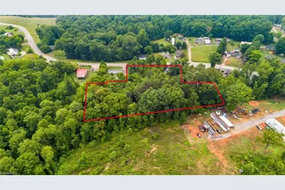 721 Boone Trail, Wilkesboro, NC 28659 - Photo 3