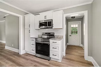 110 Spring Street, Kernersville, NC 27284 - Photo 11