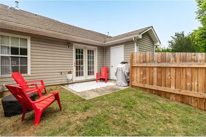 204 Carrington Lane, Thomasville, NC 27360 - Photo 23