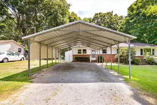 104 Azalea Dr, Winston-Salem, NC 27105 - Photo 5