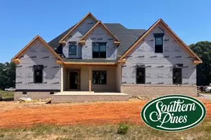 5084 Southern Pnes Dr, Kernersville, NC 27284 - Photo 1