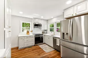 307 Wayside Dr, Winston-Salem, NC 27107 - Photo 9