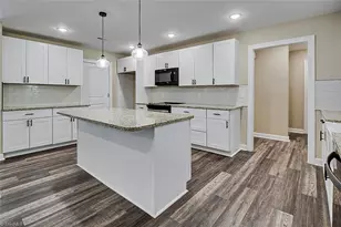 4800 Edinborough Rd, Greensboro, NC 27406 - Photo 25