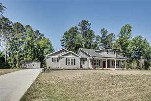 4800 Edinborough Rd, Greensboro, NC 27406 - Photo 5