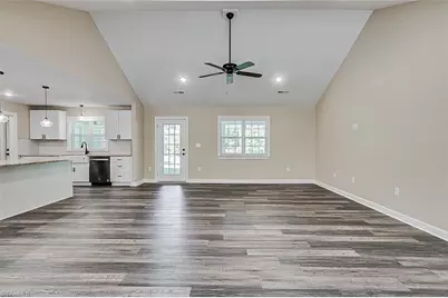 4800 Edinborough Road, Greensboro, NC 27406 - Photo 13