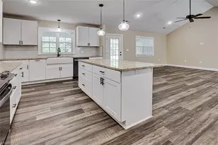 4800 Edinborough Rd, Greensboro, NC 27406 - Photo 21