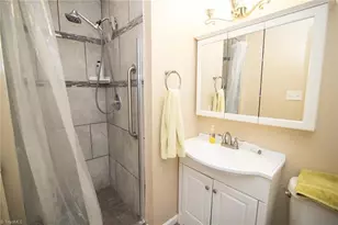 1303 Glen Raven Ct, Greensboro, NC 27410 - Photo 9