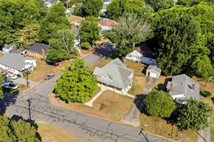 725 Everett St, Burlington, NC 27215 - Photo 15