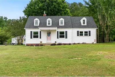 2136 Courtney Huntsville Road, Yadkinville, NC 27055 - Photo 3
