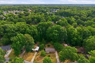 2814 Dellwood Dr, Greensboro, NC 27408 - Photo 31