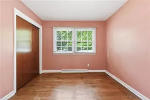 2814 Dellwood Dr, Greensboro, NC 27408 - Photo 17