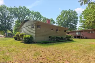 601 Roberts St, Eden, NC 27288 - Photo 29