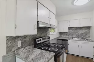 601 Roberts St, Eden, NC 27288 - Photo 15