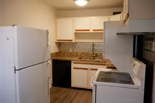3822 Country Club Rd, Winston-Salem, NC 27104 - Photo 5