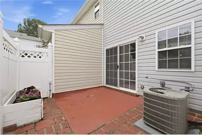 29 Tannenbaum Circle, Greensboro, NC 27410 - Photo 17