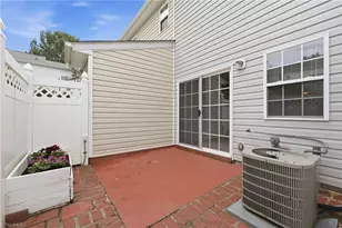 29 Tannenbaum Cir, Greensboro, NC 27410 - Photo 17