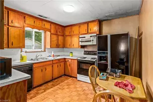 1022 Franklin St, Winston-Salem, NC 27101 - Photo 7