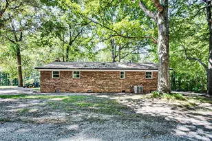 374 Yow Dr, Seagrove, NC 27341 - Photo 43