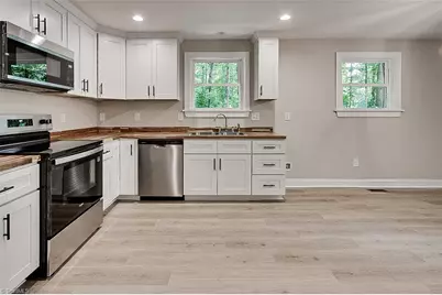 374 Yow Drive, Seagrove, NC 27341 - Photo 9