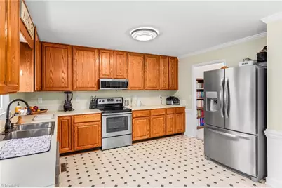 109 Knollwood Lane, King, NC 27021 - Photo 13