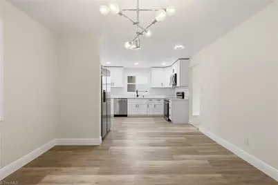 1512 Hooks Street, Greensboro, NC 27401 - Photo 23