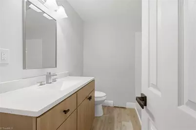 1512 Hooks Street, Greensboro, NC 27401 - Photo 27