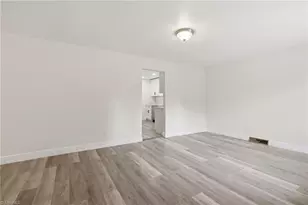 1512 Hooks St, Greensboro, NC 27401 - Photo 13