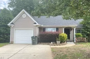 3940 Bluestem Dr, Greensboro, NC 27405 - Photo 1