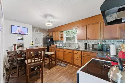2360 Dellabrook Road, Winston-Salem, NC 27105 - Photo 7