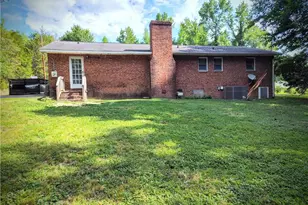 1003 Hillcrest Dr, Thomasville, NC 27360 - Photo 37