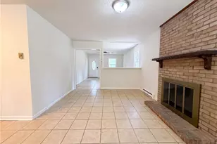 4708 Chaucer Dr, Greensboro, NC 27407 - Photo 3