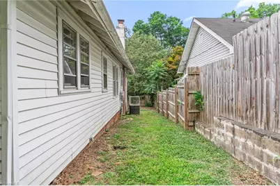 949 Hutton Street, Winston-Salem, NC 27101 - Photo 35