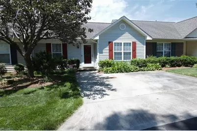 3141 Woodpoint Street, Jamestown, NC 27282 - Photo 3