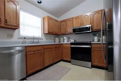 3141 Woodpoint Street, Jamestown, NC 27282 - Photo 13