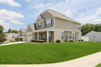 2689 Lamplight Circle, High Point, NC 27265 - Photo 3
