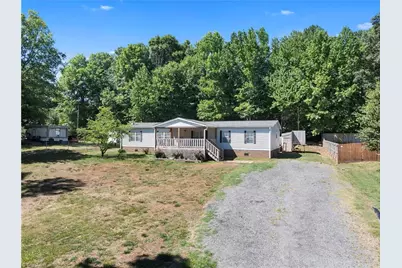 199 Sable Lane, Thomasville, NC 27360 - Photo 3