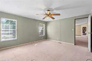 199 Sable Ln, Thomasville, NC 27360 - Photo 17