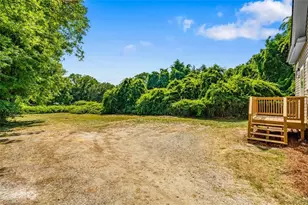 413 Mountain St, Kernersville, NC 27284 - Photo 21